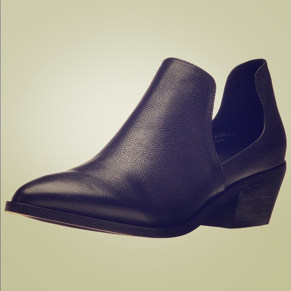 Chinese Laundry Focus Bootie